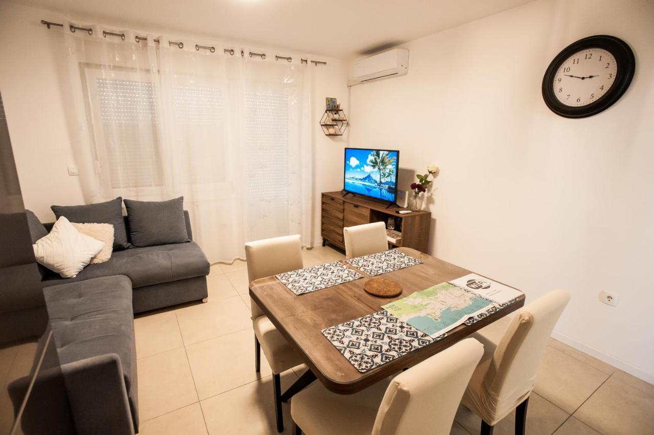 Apartment Little Violet - Balcony & Free Parking Ζαντάρ Εξωτερικό φωτογραφία